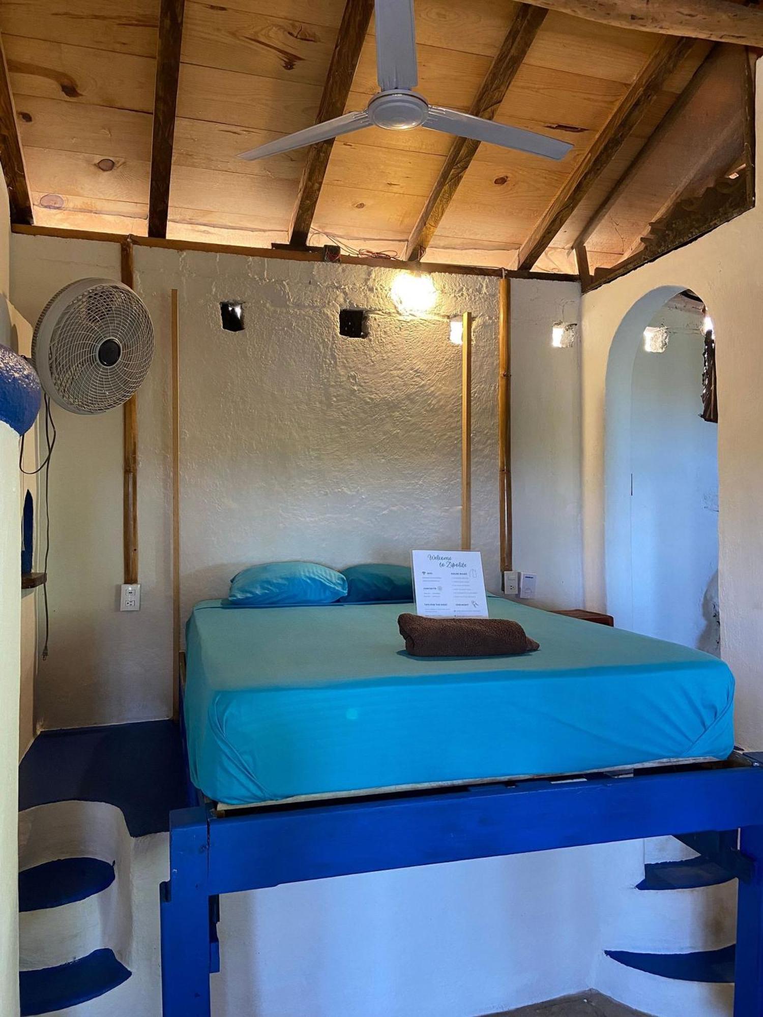 Mixtli Ecohouse, Habitaciones Sol & Luna - Starlink Internet San Pedro Pochutla 외부 사진